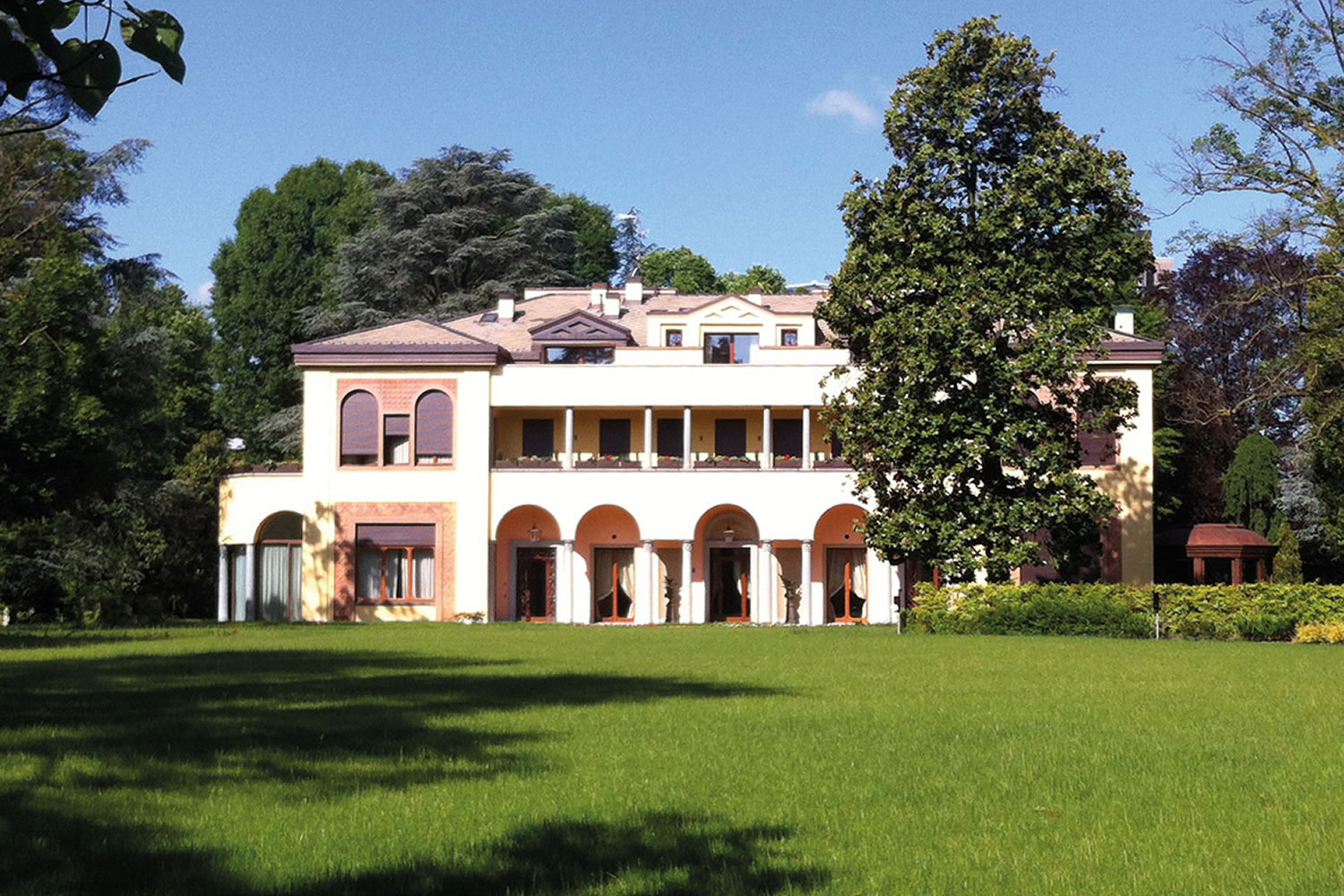 ristrutturazione villa monza